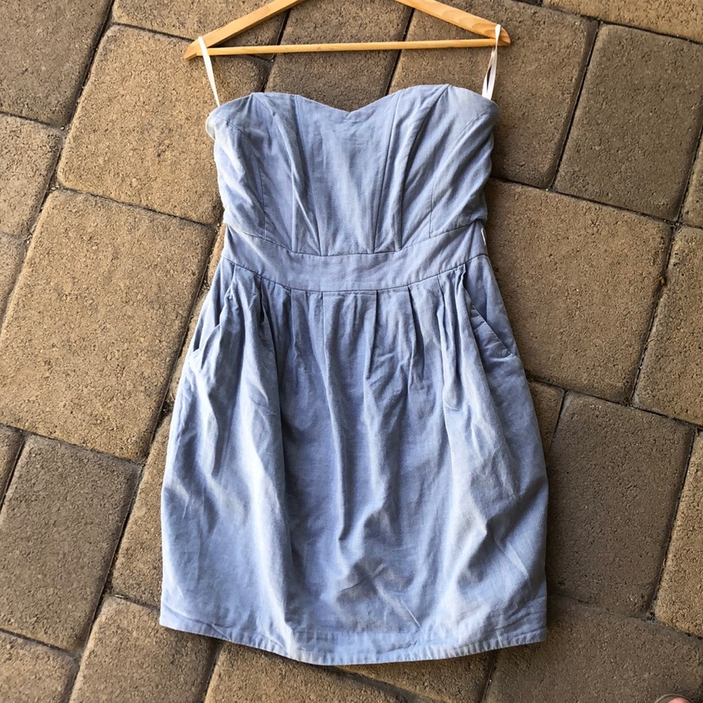 Adorable sweetheart neck strapless minidress